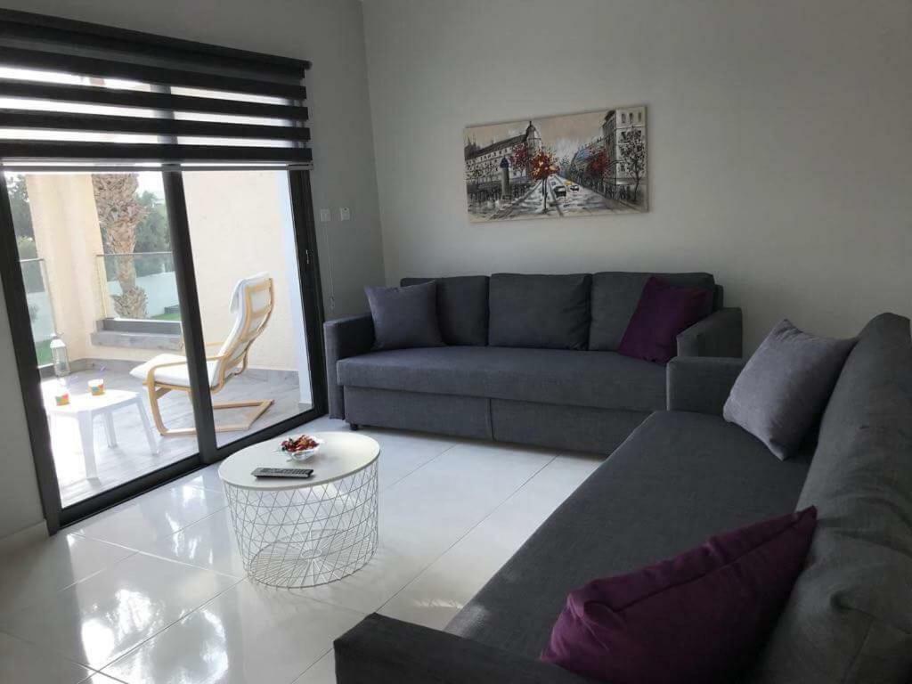 Mare Monte Seaview Boutique Apartment Пафос Экстерьер фото